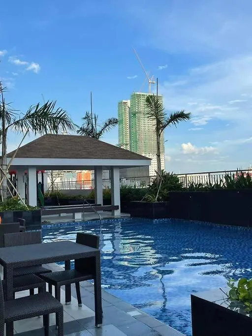 Smdc Coast Residences Condo Near Moa, Ccp, Picc, Star City Manila